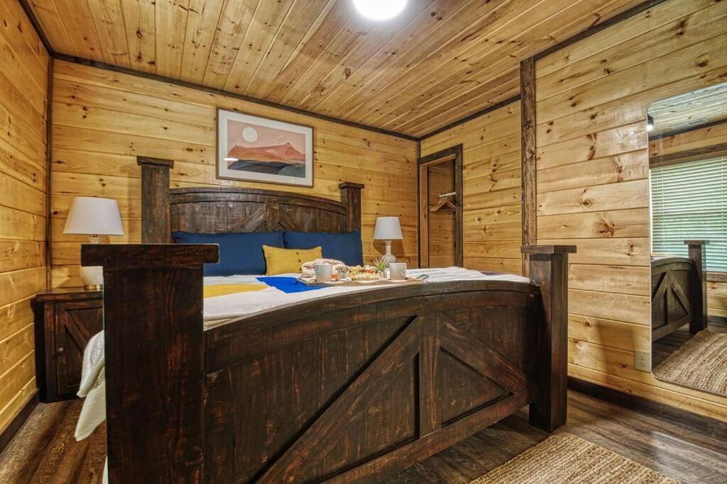 Adventure Retreat/Cabin/Pool+Hot Tub/Game Room+Theater 塞维尔维尔 外观 照片